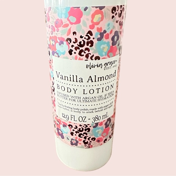 EUC! OLIVIA GRACE VANILLA ALMOND LOTION SET - Picture 2 of 3